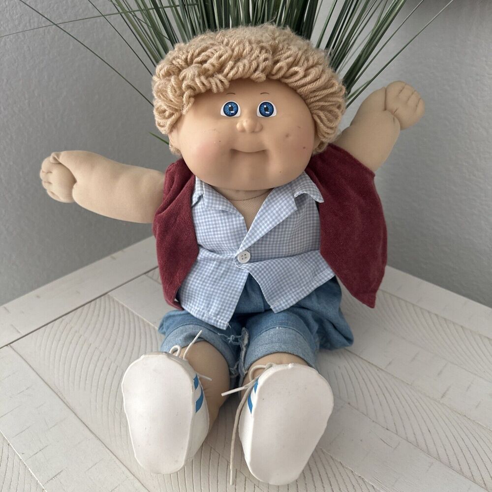 1982 VTG‎ Cabbage Patch Kids Doll Boy Blonde Blue Eyes Dimples Jeans Vest Shoe